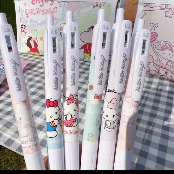 NWT! Officially Licensed Hello Kitty 6pcs Gel Pen Set - 0.5mm Fine Point. - Picture 4 of 4
